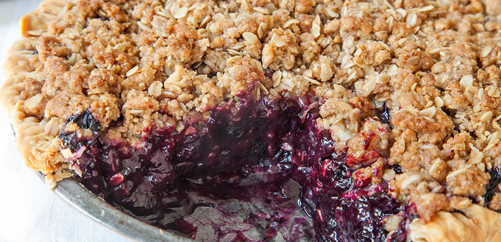 Blueberry Pie with Almond Oat Topping