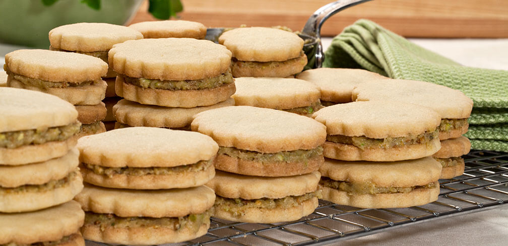 Shortbread Cookies with Almond-Pistachio Filling