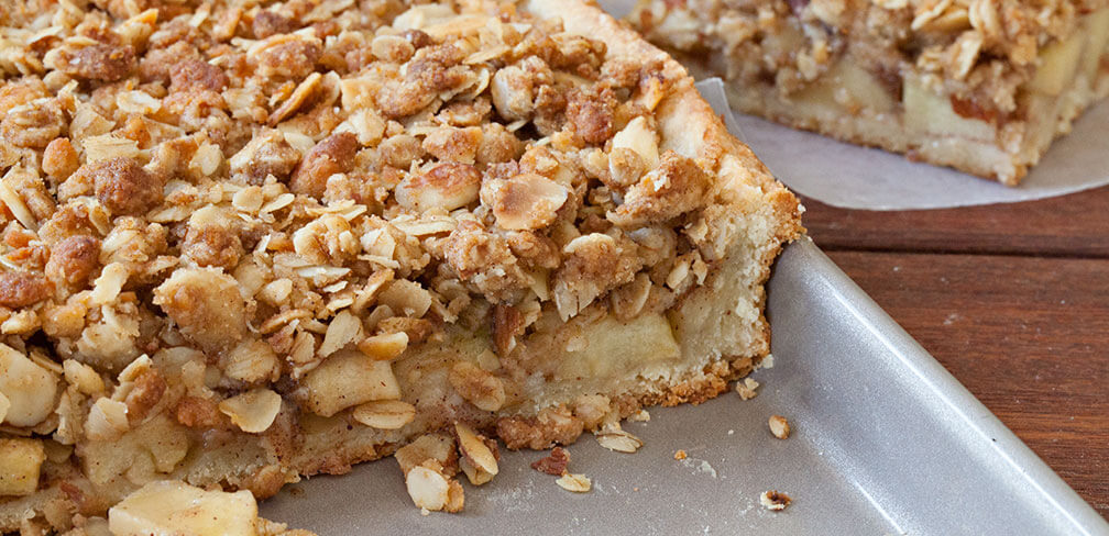 Almond Apple Slab Pie