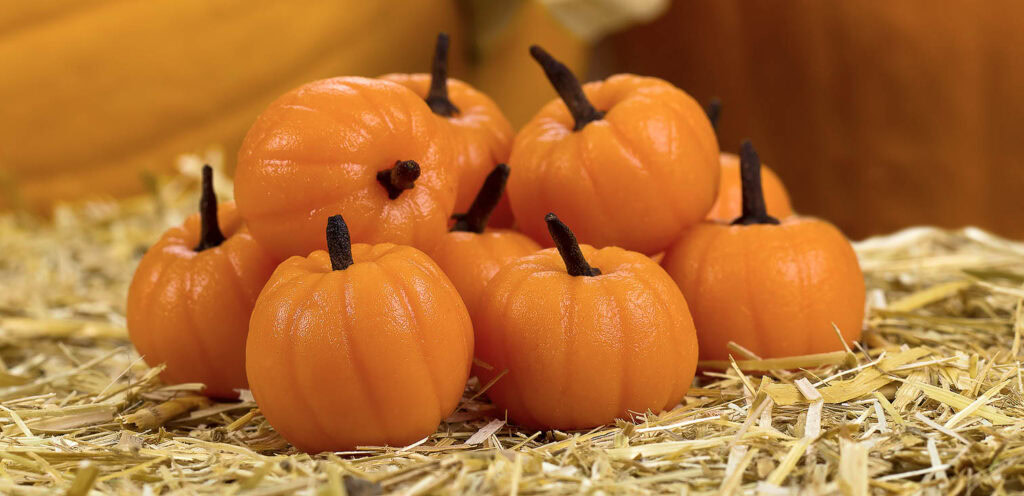 Make Marzipan Pumpkins